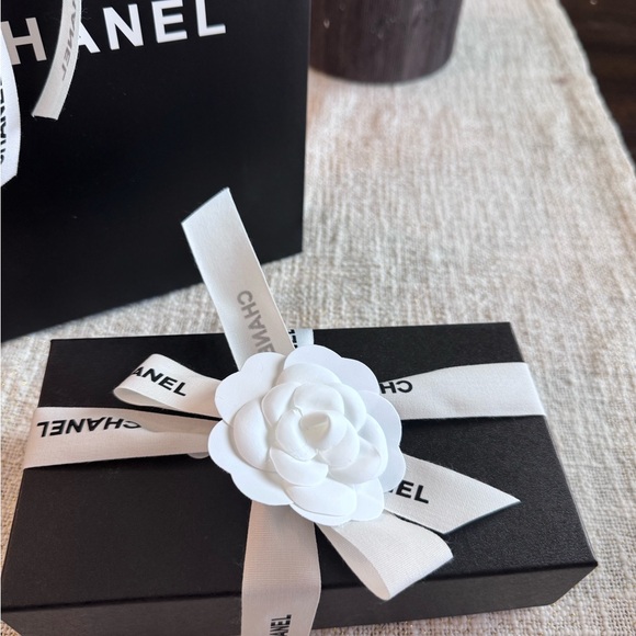 Chanel Black Gift Box for sunglasses with leather case - Picture 2 of 16